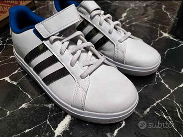 scarpe Adidas n. 35