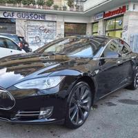 TESLA Model S 70d
