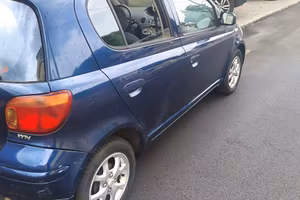 AUTO TOYOTA YARIS RESTYLING