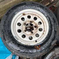 Cerchi suzuki samurai gommati