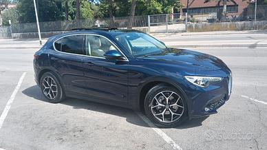 ALFA ROMEO Stelvio tetto executive