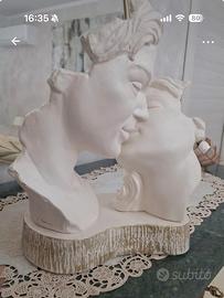 Teste che si baciano