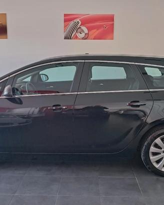 Opel Astra 1.4 Turbo 140CV Sports Tourer GPL Tech 