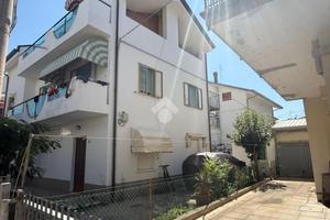 3 LOCALI A RICCIONE