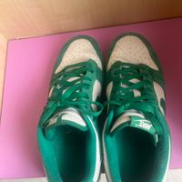 scarpe nike bianche e verdi