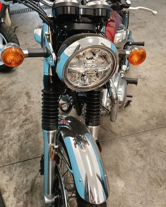 KAWASAKI W800 