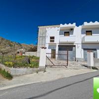 Villetta Indipendente 2 Livelli +Terrazzo + Corte