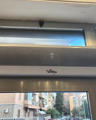 Barriera aria per negozio