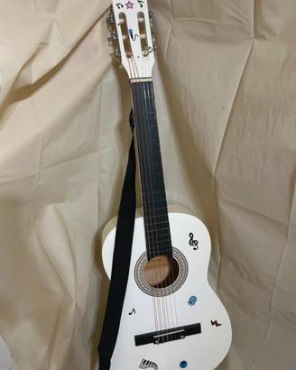 Chitarra Classica Bianca – Design Musicale