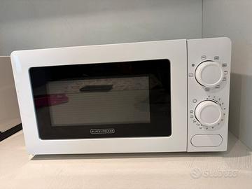 Micronde BLACK+DECKER