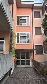 Immobile in asta di 94 m² con box auto a Montebell