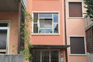 Immobile in asta di 94 m² con box auto a Montebell