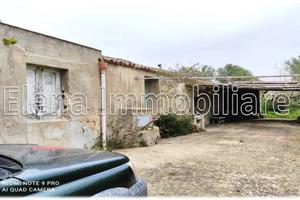 Casa indipendente di 1150 m² con 2 locali e posto 