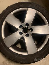 gomme estive con cerchi  235/45/r17