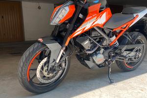 Ktm duke 125