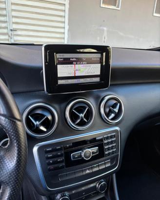 MERCEDES A 180D SPORT/NAVI/RETROCAMERA 