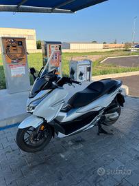 Honda Forza 300 - 2019