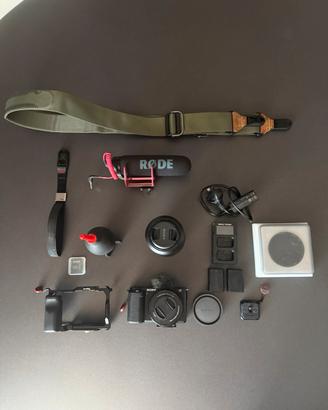 Sony ZV-E10 + Obiettivi  + Accessori