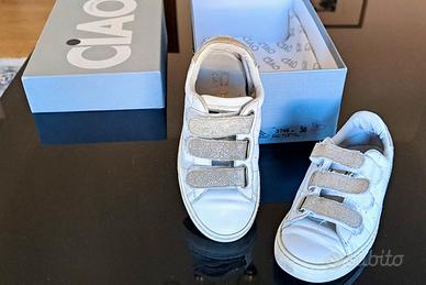Sneakers CIAO, taglia 30: il tuo stile unico
