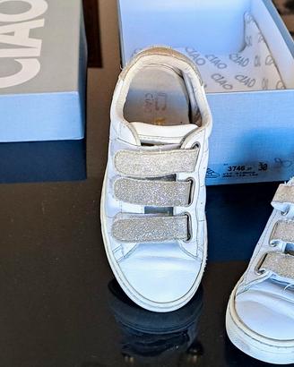 Sneakers CIAO, taglia 30: il tuo stile unico