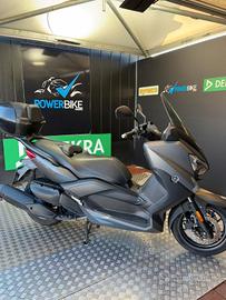 Yamaha X-Max 400
