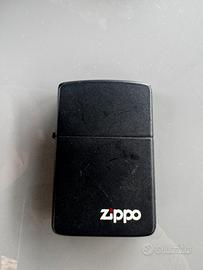 Accendino zippo