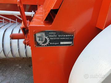 Pressa raccoglitrice