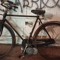 Mosquito su bianchi anni 40