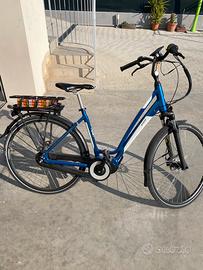 Bici elettrica amslod