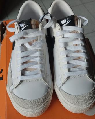 Scarpe da ragazza n°36 Nike mod. W BLAZER LOW 77