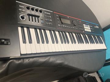 roland Juno DS 61