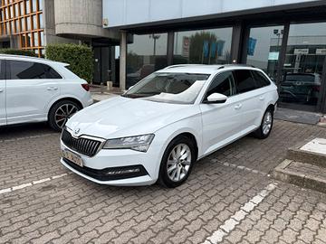 Skoda Superb Wagon 2.0 tdi evo Style 150cv dsg DAN
