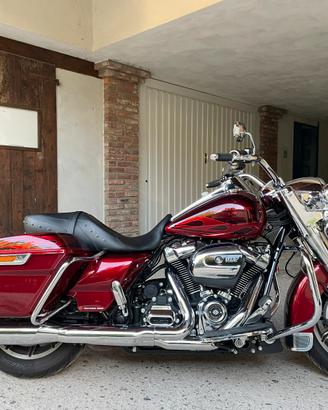 Harley Davidson Road King FLHR
