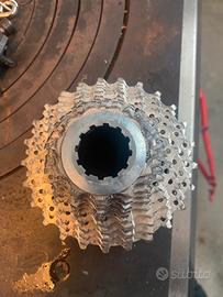 Pacco pignoni 10v 11-25 Ultegra