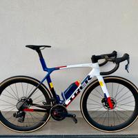 Trek Madone SLR 7 Team M/L 2026 NUOVA