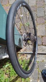 Ruote bici da corsa con pacco pignoni freni disco