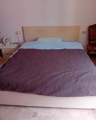 LETTO MATRIMONIALE