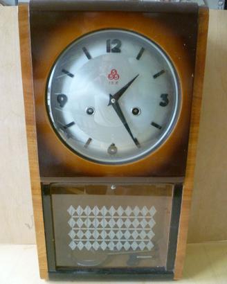 Orologio a  pendolo meccanico Shangahi 555 vintage