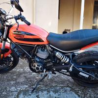 Ducati Scrambler Sixty2