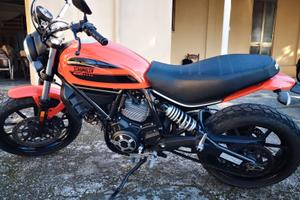 Ducati Scrambler Sixty2