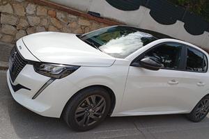 Peugeot 208 anno 2021 Allure