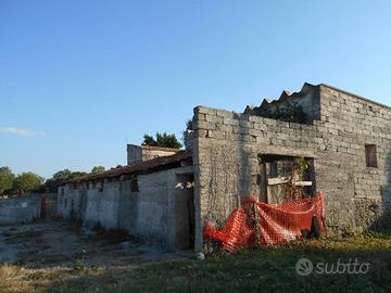 Rustico a Noci, strada Vicinale Murgia, 5 locali