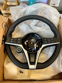 Volante alfa giulia - full , perfetto stato