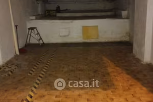 garage box auto San Terenzo 50 MT dal lungomare