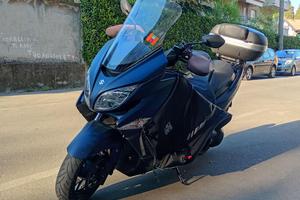 SUZUKI Burgman AN 400