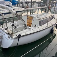 Dufour 29 – Barca a vela in acqua