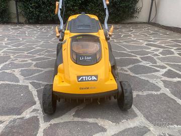 Tagliaerba a batteria Stiga Combi 40 AE