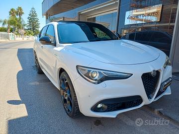 Alfa Romeo Stelvio 2.2 Turbodiesel 210 CV AT8 Q4 V