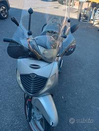 Honda sh 125i 2008