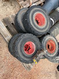 G08 Gomme per muletto